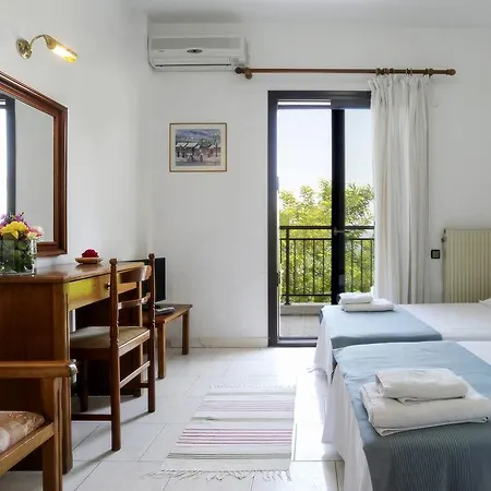 Stella Hotel 2*